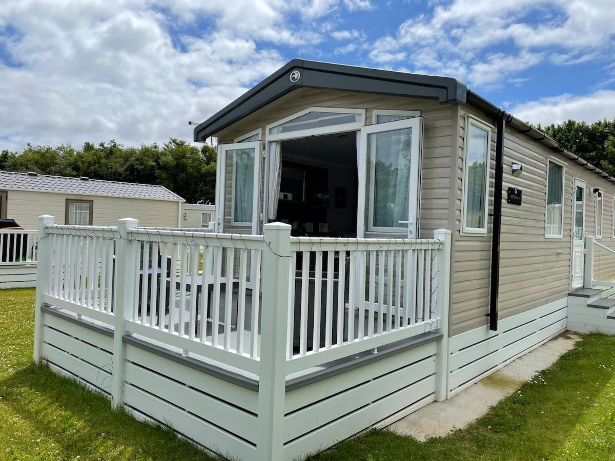 Luxury Caravan Cornwall Sleeps 4 Countryside View St Austell Kültér fotó